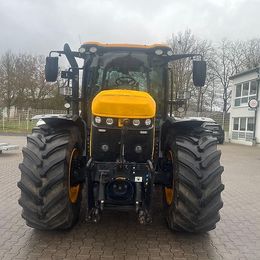 JCB Fastrac 4220