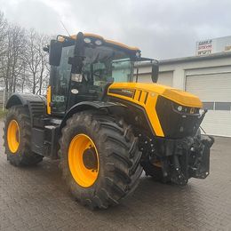 JCB Fastrac 4220