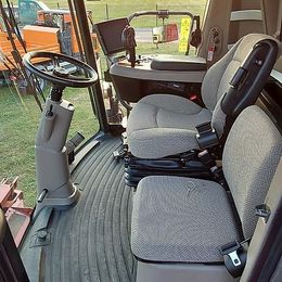 Case IH Axial-Flow 6150 inkl. Schneidwerk 7,62 m und Wagen