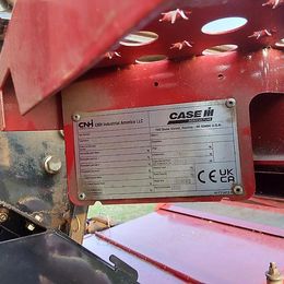 Case IH Axial-Flow 6150 inkl. Schneidwerk 7,62 m und Wagen