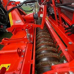 Kuhn Integra 3003 SD