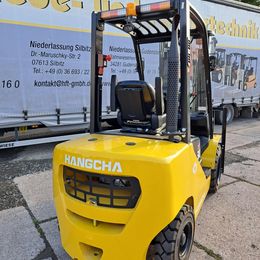 HC (Hangcha) CPCD30-XH7F * Dieselstapler