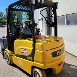 Yale ERP35 VL * 4-Rad Elektrostapler
