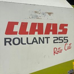Claas Rollant 255 RC Uniwrap