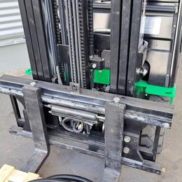 HC (Hangcha) CPDS15-XCY2G-SI * 3-Rad Elektrostapler