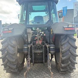 Massey Ferguson 6255