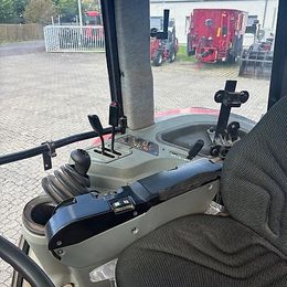 Massey Ferguson 6255