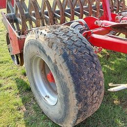 Grubber: Horsch Tiger 8 XL gebraucht Horsch Tiger 8 XL