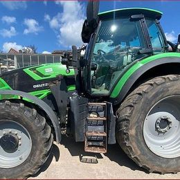 Deutz-Fahr Agrotron 6215 TTV