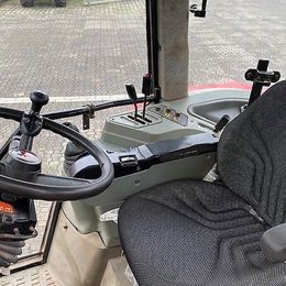 Massey Ferguson 6255