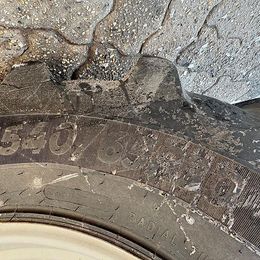 Deutz-Fahr AGROTRON 6215 TTV