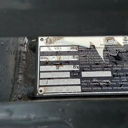 Merlo Doppelter Rundballengreifer A2423