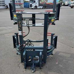 Merlo Doppelter Rundballengreifer A2423