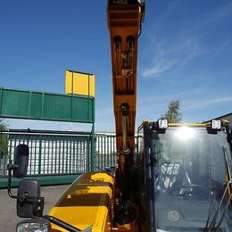 JCB 525-60E