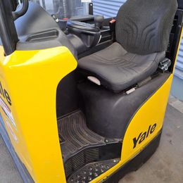 Yale MR 25 * Schubmaststapler