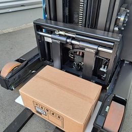 Cesab R 314 * Schubmaststapler