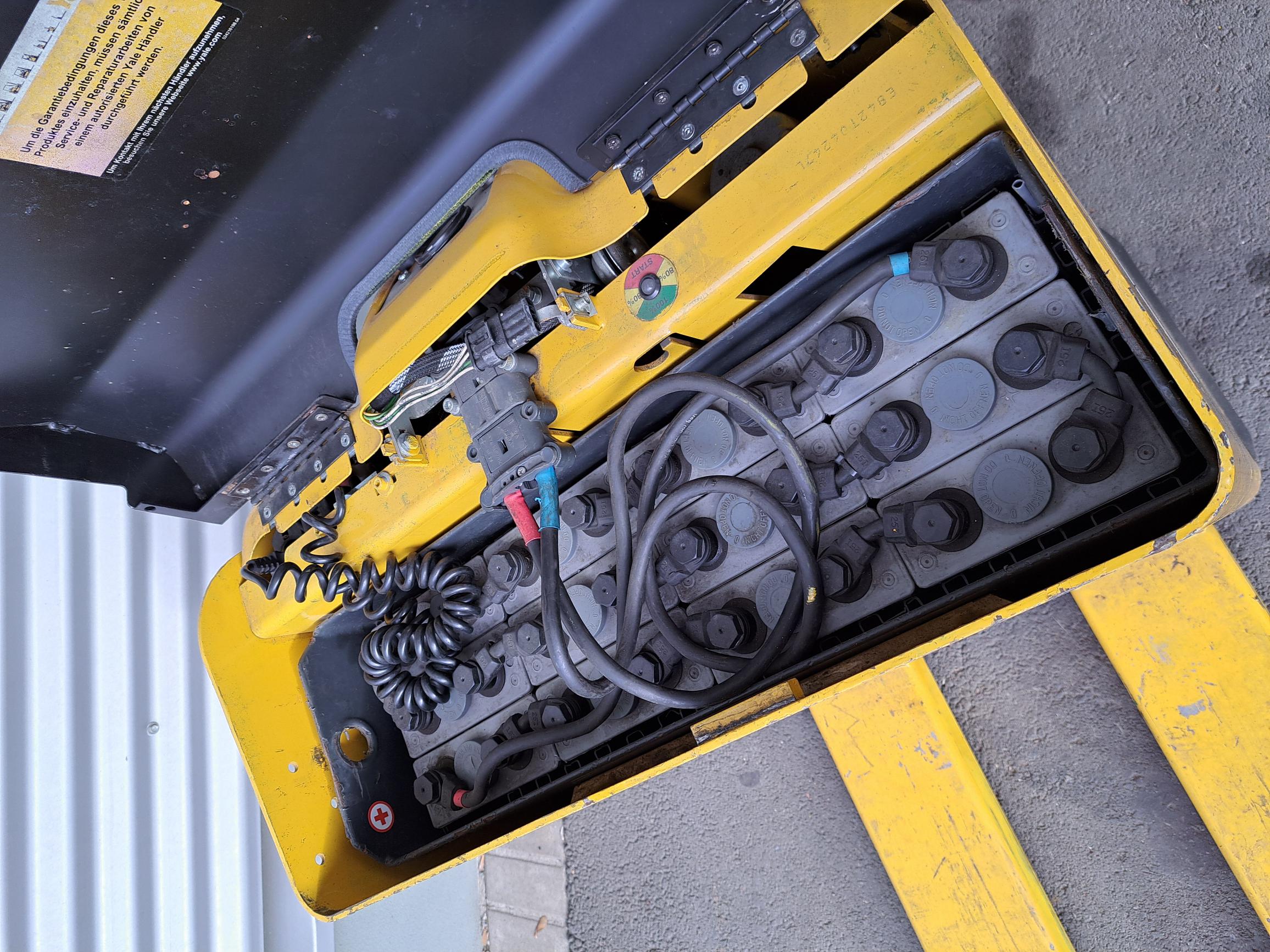 Niederhubwagen Yale MP 22 AC gebraucht Yale MP 22 AC * Niederhubwagen