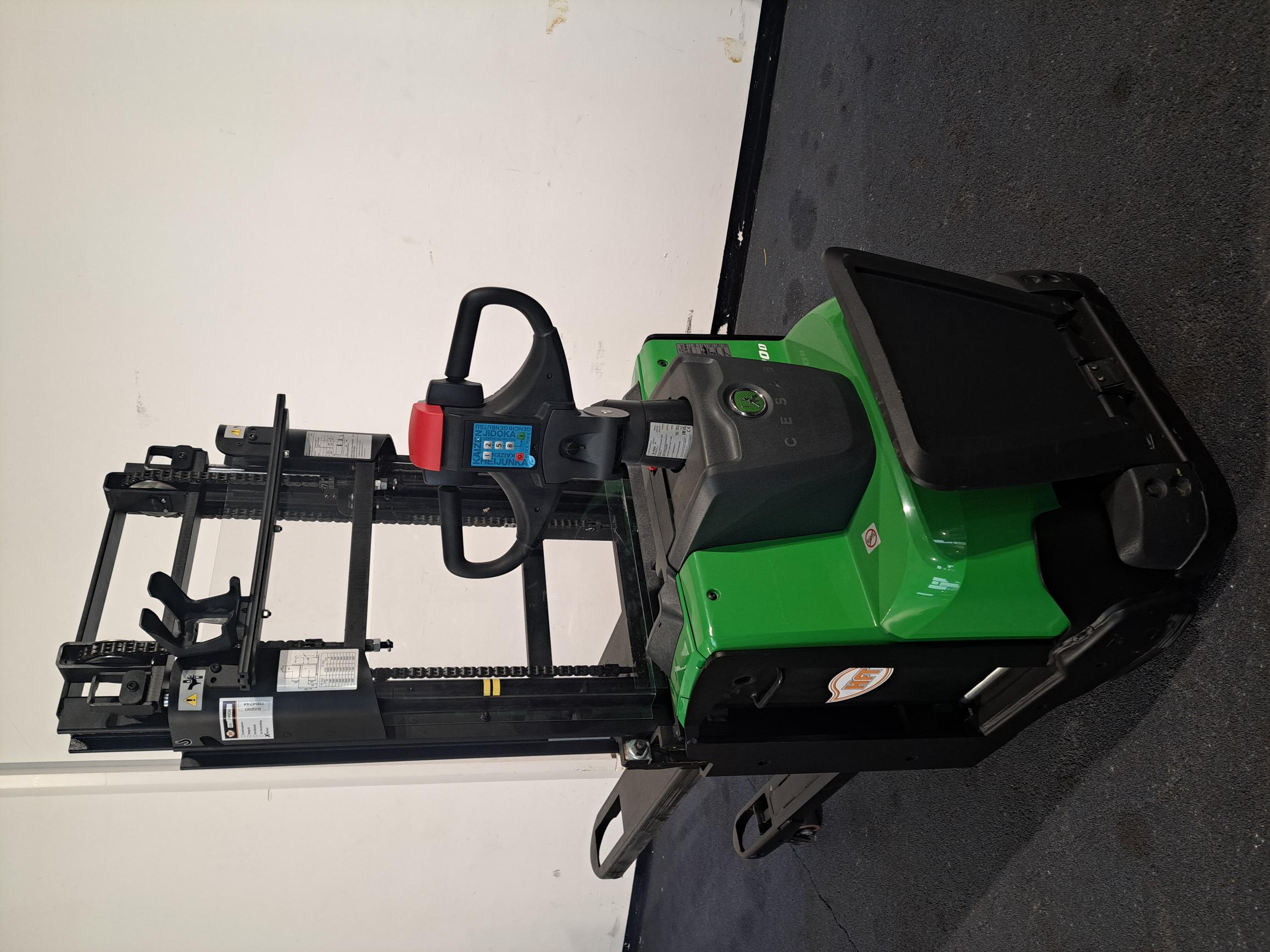 Hochhubwagen Cesab S 220 D gebraucht Cesab S 220 D * Hochhubwagen