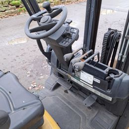 Treibgasstapler Yale GLP 20 SVX Value gebraucht Yale GLP 20 SVX Value * Treibgasstapler