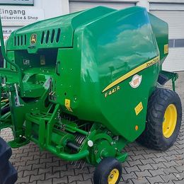 Pressen: John Deere F441P gebraucht John Deere F441P