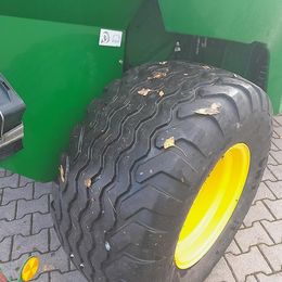 Pressen: John Deere F441P gebraucht John Deere F441P