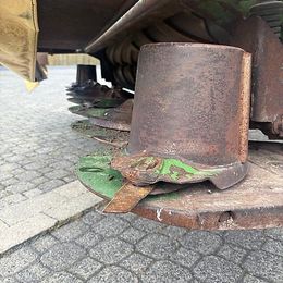 Krone EASY CUT 32 CRI