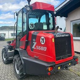 Schäffer Hoftrac 5680 Z