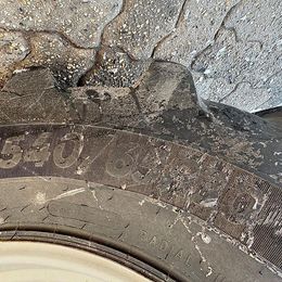 Deutz-Fahr AGROTRON 6215 TTV