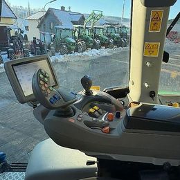 Deutz-Fahr AGROTRON 6215 TTV