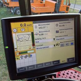 Case IH Axial-Flow 6150 inkl. Schneidwerk 7,62 m und Wagen