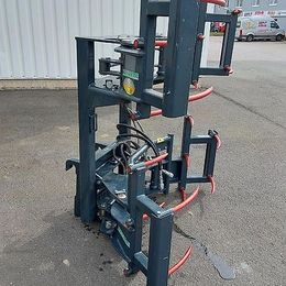 Merlo Doppelter Rundballengreifer A2423