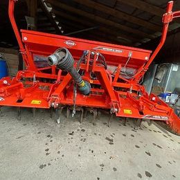 Kuhn Integra 3003 SD