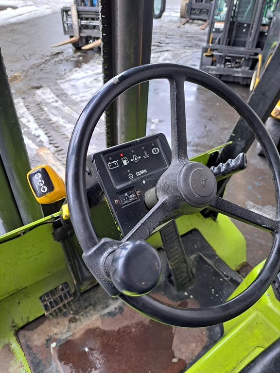 Dieselstapler Clark DPM 30 N gebraucht Clark DPM 30 N * Dieselstapler