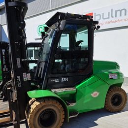 Cesab B 880 H2 * 4-Rad Elektrostapler