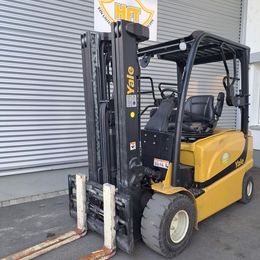 Yale ERP 30 VL * 4-Rad Elektrostapler