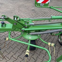 Krone Krone Kreiselzettwender KW 8.82/8