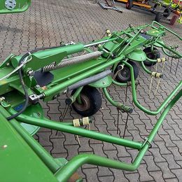 Krone Krone Kreiselzettwender KW 8.82/8