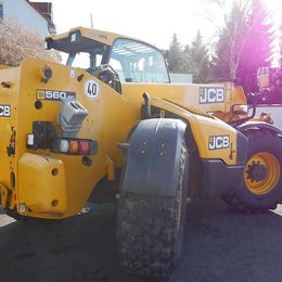 JCB Teleskoplader 560-80 Agri Pro