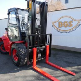 HC (Hangcha) CPCD35 Geländestapler 4x4 * Geländestapler