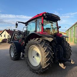 Valtra A114