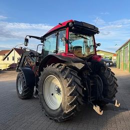 Valtra A114