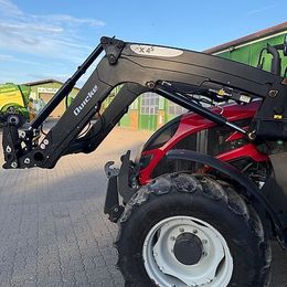 Valtra A114
