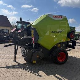 Claas Rollant 520 RC