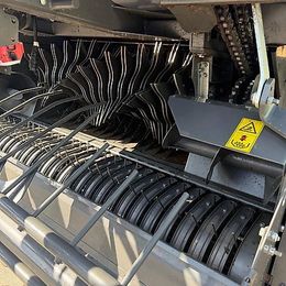 Claas Rollant 520 RC