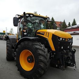 JCB Fastrac 4220