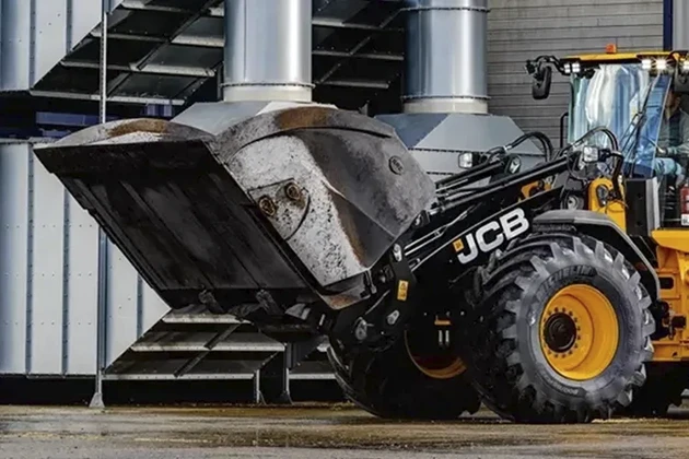 JCB Landwirtschaftliche Anbaugeräte