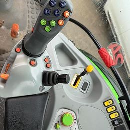Deutz-Fahr AGROTRON TTV 420