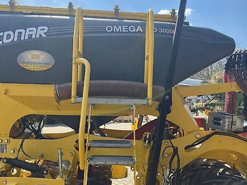 Drillmaschinen/Bestellkombinationen: Bednar Omega OO 3000 L gebraucht Bednar Omega OO 3000 L