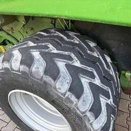 Krone BiG Pack 1270 XC