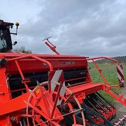 Kuhn Integra 3003 SD